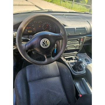 Volkswagen Passat 1998,  1.9 diesel - Na sprzedaż za 4 200,00 zł - Głogów - zdjęcie 5