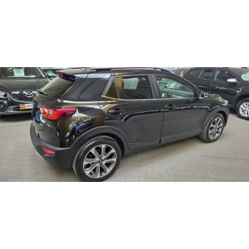 Kia Stonic  SUV 2017,  1.6 diesel - Na sprzedaż za 46 900 zł - Mysłowice - zdjęcie 9