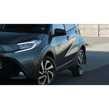 Toyota Aygo X  Hatchback 2023,  1.0 benzyna, automat - Na sprzedaż za 59 990 zł - Mysłowice - zdjęcie 5