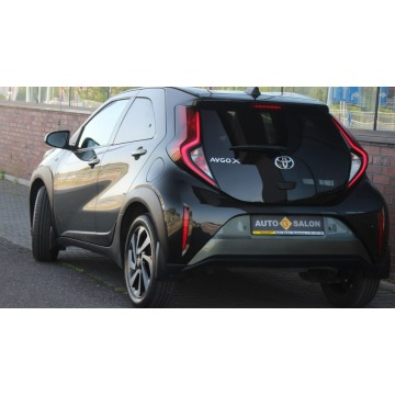 Toyota Aygo X  Hatchback 2023,  1.0 benzyna, automat - Na sprzedaż za 59 990 zł - Mysłowice - zdjęcie 2