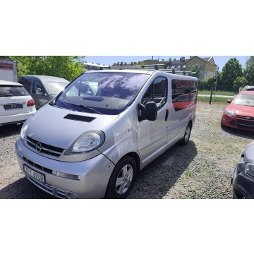 Opel Vivaro  Minivan/Van 2005,  2.5 diesel - Na sprzedaż za 17 900 zł - Szczecin - zdjęcie 1