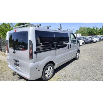 Opel Vivaro  Minivan/Van 2005,  2.5 diesel - Na sprzedaż za 17 900 zł - Szczecin - zdjęcie 4