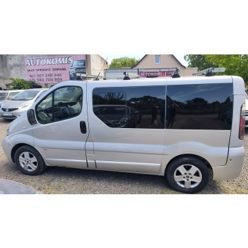 Opel Vivaro  Minivan/Van 2005,  2.5 diesel - Na sprzedaż za 17 900 zł - Szczecin - zdjęcie 7