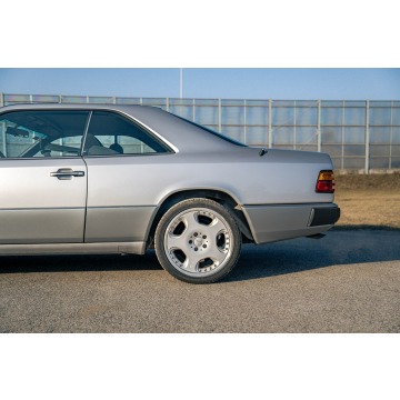 Mercedes - Benz E-klasa  Coupe/Sportowy 1993,  3.2 benzyna, automat - Na sprzedaż za 64 900 zł - Warszawa - zdjęcie 12