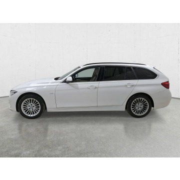 BMW Seria 3  Kombi 2017,  2.0 diesel, automat - Na sprzedaż za 39 830 zł - Komorniki - zdjęcie 4