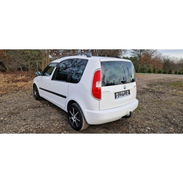 Skoda Roomster  Minivan/Van 2011,  1.6 diesel - Na sprzedaż za 13 789 zł - Rybnik - zdjęcie 4