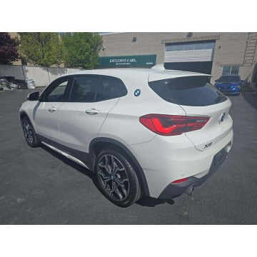 BMW X2  SUV 2018,  2.0 benzyna, automat - Na sprzedaż za 35 000 zł - Warszawa - zdjęcie 3