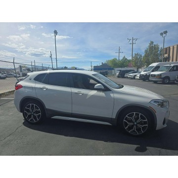 BMW X2  SUV 2018,  2.0 benzyna, automat - Na sprzedaż za 35 000 zł - Warszawa - zdjęcie 4