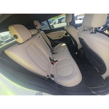BMW X2  SUV 2018,  2.0 benzyna, automat - Na sprzedaż za 35 000 zł - Warszawa - zdjęcie 9