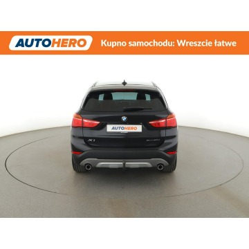 BMW X1  SUV 2018,  2.0 diesel, automat - Na sprzedaż za 68 700 zł - Warszawa - zdjęcie 6
