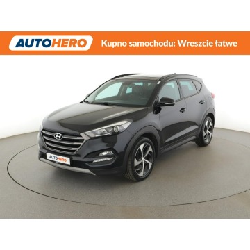 Hyundai Tucson - Kamera, Navi, Podg.fotele, Aut.klima, Bluetooth
