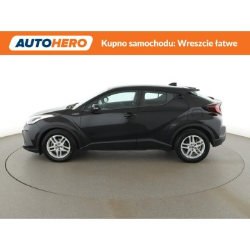 Toyota C-HR  SUV 2021,  1.8 hybryda, automat - Na sprzedaż za 73 300 zł - Warszawa - zdjęcie 2