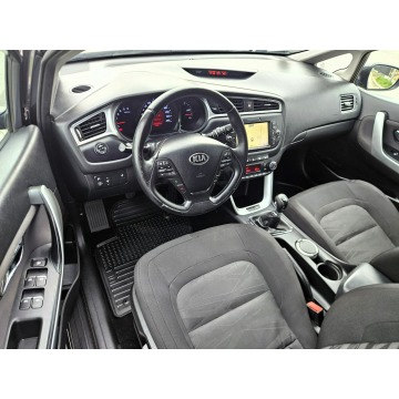 Kia Ceed  Kombi 2015,  1.6 diesel - Na sprzedaż za 29 990 zł - Zagórze - zdjęcie 8