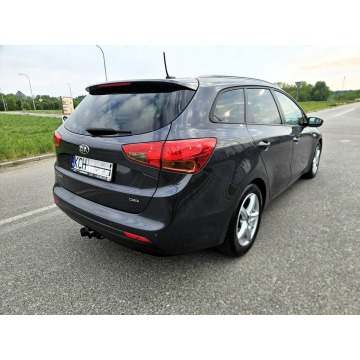 Kia Ceed  Kombi 2015,  1.6 diesel - Na sprzedaż za 29 990 zł - Zagórze - zdjęcie 7