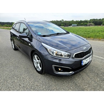 Kia Ceed  Kombi 2015,  1.6 diesel - Na sprzedaż za 29 990 zł - Zagórze - zdjęcie 10