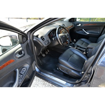 Ford Mondeo  Sedan/Limuzyna 2008,  2.0 diesel - Na sprzedaż za 16 900 zł - Ostrów Mazowiecka - zdjęcie 7