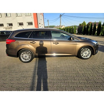 Ford Focus  Hatchback 2018,  1.5 diesel, automat - Na sprzedaż za 36 990 zł - Zagórze - zdjęcie 9