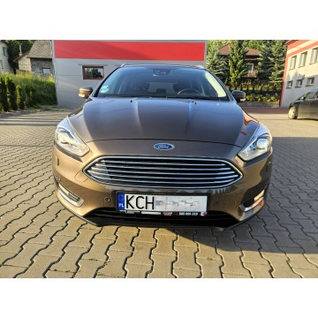 Ford Focus  Hatchback 2018,  1.5 diesel, automat - Na sprzedaż za 36 990 zł - Zagórze - zdjęcie 11