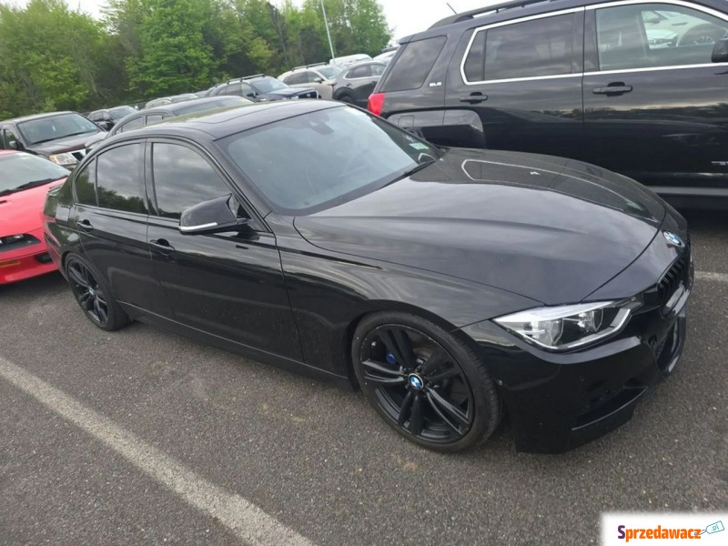 BMW Seria 3  Sedan/Limuzyna 2017,  3.0 benzyna, automat - Na sprzedaż za 45 000 zł - Tarnów