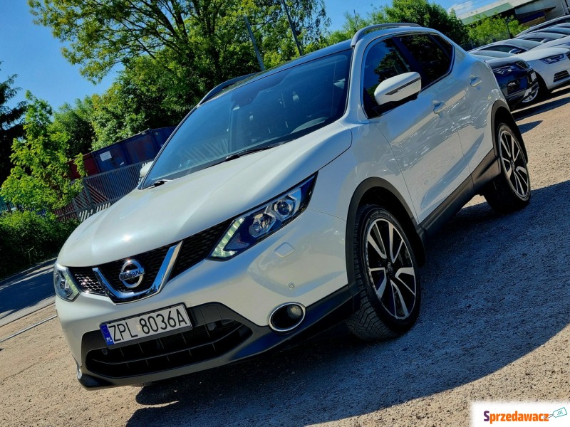 Nissan Qashqai  SUV 2014,  1.2 benzyna - Na sprzedaż za 34 900 zł - Szczecin
