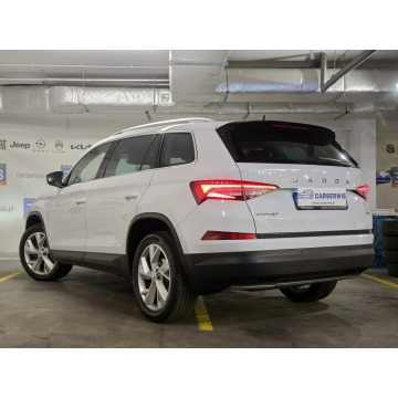 Skoda Kodiaq  SUV 2022,  2.0 benzyna, automat - Na sprzedaż za 129 800 zł - Warszawa - zdjęcie 4