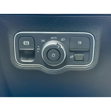 Mercedes - Benz GLB-klasa  SUV 2023,  2.0 diesel, automat - Na sprzedaż za 119 900 zł - Rybnik - zdjęcie 11