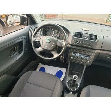 Skoda Fabia  Kombi 2011,  1.6 diesel - Na sprzedaż za 13 900 zł - Lublin - zdjęcie 8