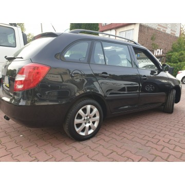 Skoda Fabia  Kombi 2011,  1.6 diesel - Na sprzedaż za 13 900 zł - Lublin - zdjęcie 3