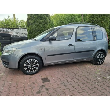 Skoda Roomster  Hatchback 2010,  1.2 benzyna - Na sprzedaż za 12 900 zł - Lublin - zdjęcie 4