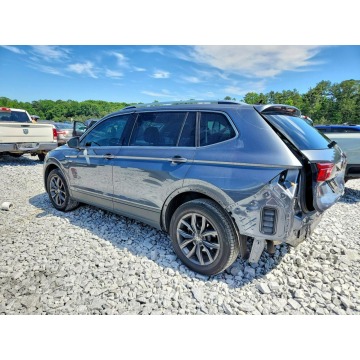 Volkswagen Tiguan  SUV 2021,  2.0 benzyna, automat - Na sprzedaż za 35 000 zł - Wrocław - zdjęcie 5