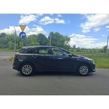 Kia Ceed  Hatchback 2019,  1.4 benzyna - Na sprzedaż za 43 900 zł - Łódź - zdjęcie 4