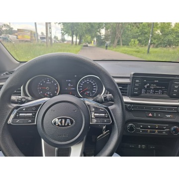 Kia Ceed  Hatchback 2019,  1.4 benzyna - Na sprzedaż za 43 900 zł - Łódź - zdjęcie 6