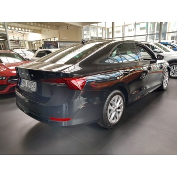 Skoda Octavia  Liftback 2021,  1.5 benzyna - Na sprzedaż za 77 900 zł - Tychy - zdjęcie 3