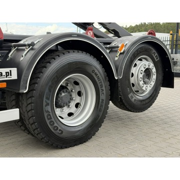 Volvo  2009,  7.1 diesel - Na sprzedaż za 178 350 zł - Widełki - zdjęcie 6