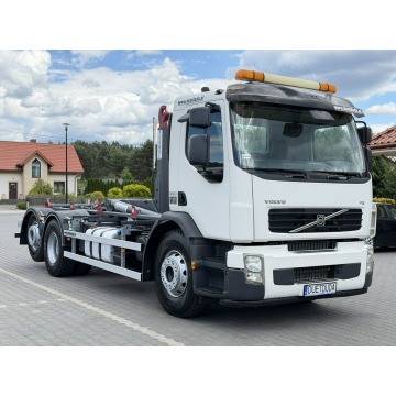 Volvo  2009,  7.1 diesel - Na sprzedaż za 178 350 zł - Widełki - zdjęcie 7