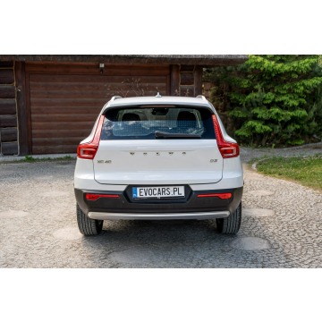 Volvo   SUV 2020,  2.0 diesel, automat - Na sprzedaż za 79 777 zł - Ropczyce - zdjęcie 6