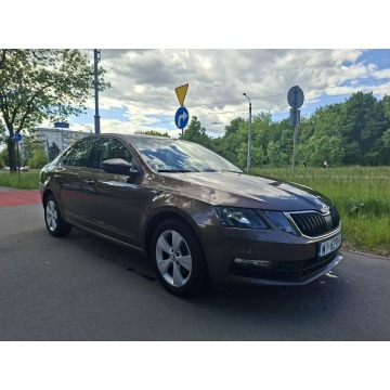 Skoda Octavia  Hatchback 2018,  1.4 benzyna - Na sprzedaż za 50 900 zł - Łódź - zdjęcie 4