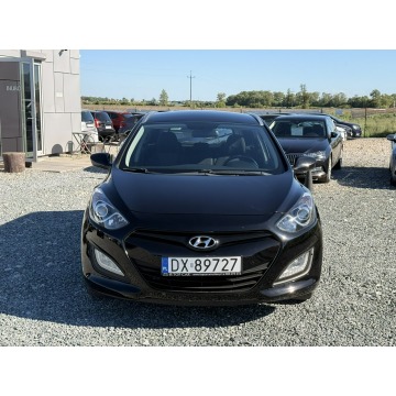 Hyundai i30  Kombi 2014,  1.4 benzyna - Na sprzedaż za 24 900 zł - Wrocław - zdjęcie 2