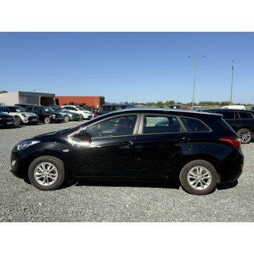 Hyundai i30  Kombi 2014,  1.4 benzyna - Na sprzedaż za 24 900 zł - Wrocław - zdjęcie 6
