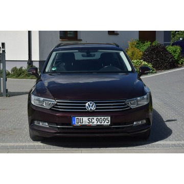 Volkswagen Passat  Kombi 2015,  2.0 diesel, automat - Na sprzedaż za 42 900 zł - Majdan Sieniawski - zdjęcie 2