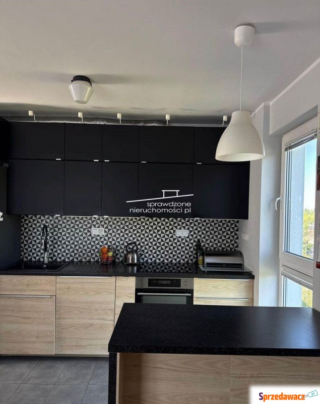 Mieszkanie  4 pokojowe Warszawa - Praga-Południe,   74 m2, 5 piętro - Sprzedam