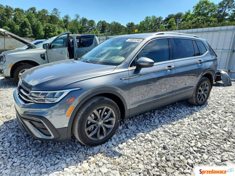 Volkswagen Tiguan  SUV 2021,  2.0 benzyna, automat - Na sprzedaż za 35 000 zł - Wrocław