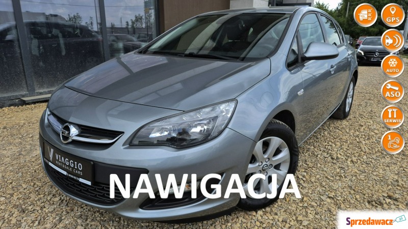 Opel Astra  Hatchback 2015,  1.4 benzyna - Na sprzedaż za 26 899 zł - Tychy