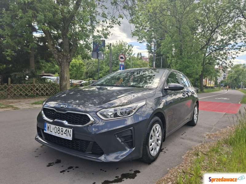 Kia Ceed  Hatchback 2019,  1.4 benzyna - Na sprzedaż za 43 900 zł - Łódź