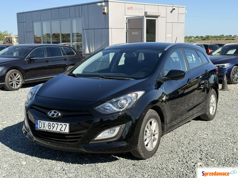 Hyundai i30  Kombi 2014,  1.4 benzyna - Na sprzedaż za 24 900 zł - Wrocław