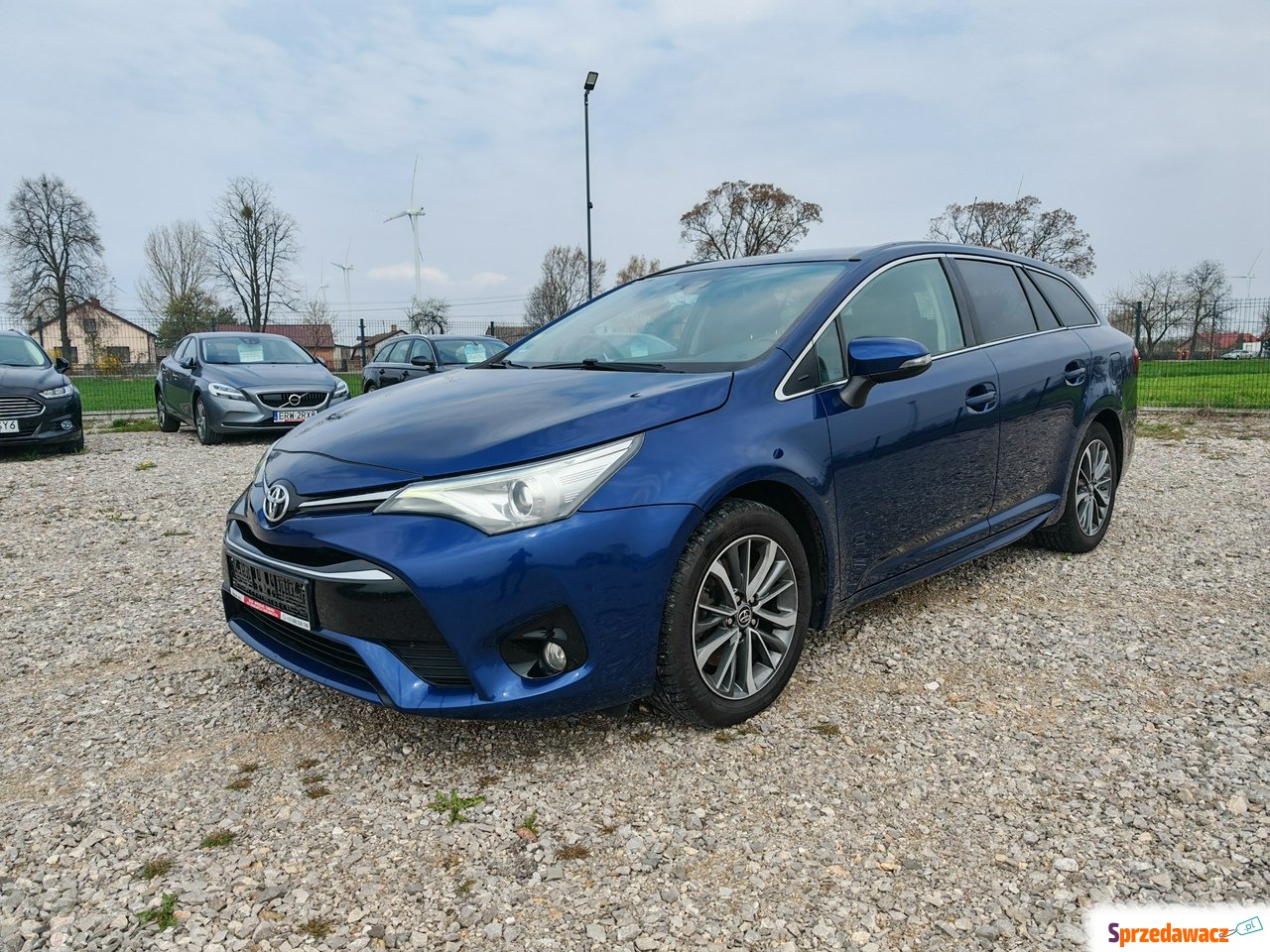 Toyota Avensis 2015