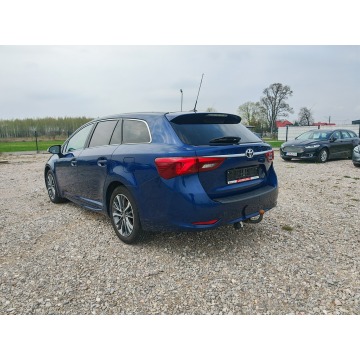 Toyota Avensis 2015,  2.0 diesel - Na sprzedaż za 35 900 zł - Rawa Mazowiecka - zdjęcie 3