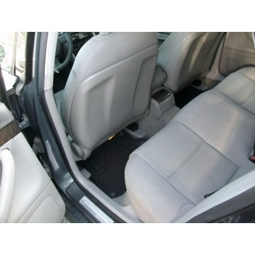 Audi A4  Sedan/Limuzyna 2004,  2.0 diesel - Na sprzedaż za 8 000,00 zł - Katowice - zdjęcie 6