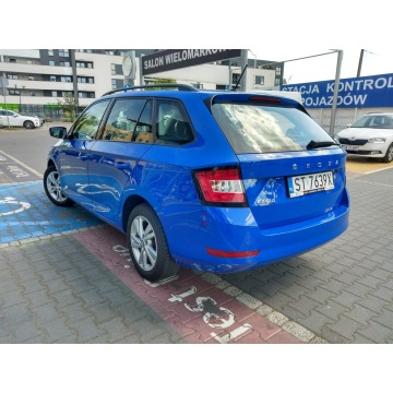Skoda Fabia  Kombi 2021,  1.0 benzyna+LPG - Na sprzedaż za 31 900 zł - Tychy - zdjęcie 6