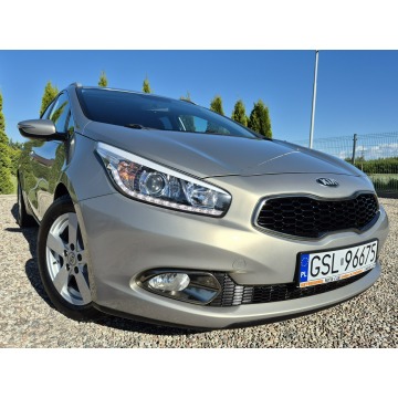 Kia Ceed 2014,  1.6 benzyna - Na sprzedaż za 34 900 zł - Łosino - zdjęcie 4